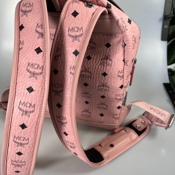 MCM Wizpak Built-in Speaker Vistos Sound System Bag Backpack | LIMITED EDITION - Picture 3 of 4